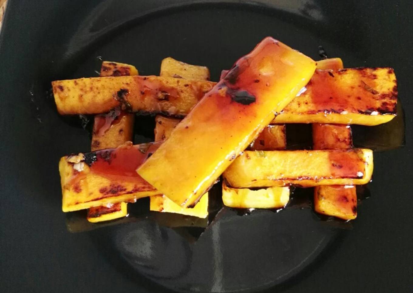 Calabaza a la plancha con salsa teriyaki