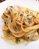 Pasta ensartada en el pollo