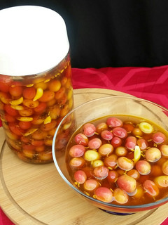 A picture of Cranberries pickle/karonda Achar😋.