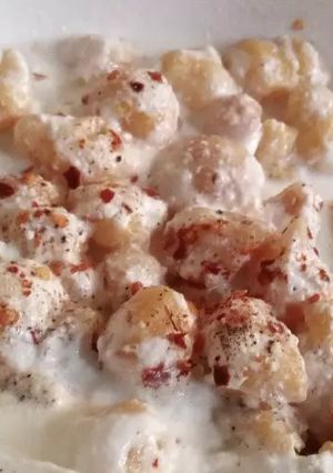 A picture of Dahi boondi.