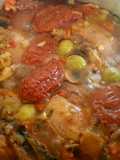 Galta de cerdo guisada con verdura y tomate seco a la Camarlenca