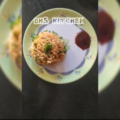 A picture of Spicy Hakka Noodles.