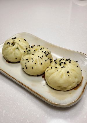 韭菜粉絲水煎包 的食譜成品照片