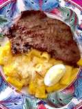 Rigatoni a la huancaína con bistec