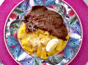 Una foto de Rigatoni a la huancaína con bistec