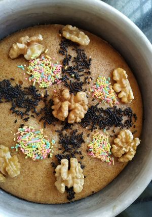 A picture of Walnut orange cake.