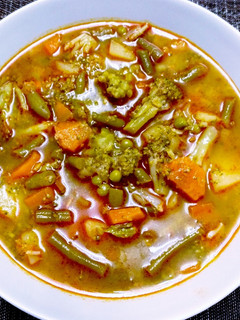 Una foto de Sopa de menestra de verduras