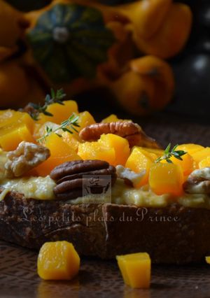 Une photo de Recette facile de tartines automnales à la courge butternut