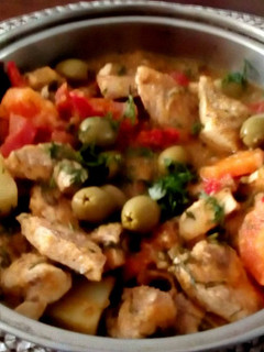 Una foto de Estofado!! de Pechuga de Pollo con aceitunas