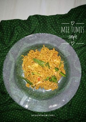 Foto resep Mie tumis simple (mie instant)