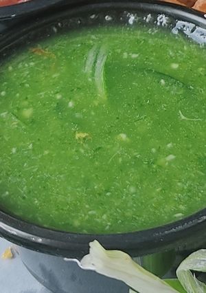 A picture of Yogurt green chutney.