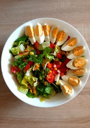 A picture of Mixed colorful salad.