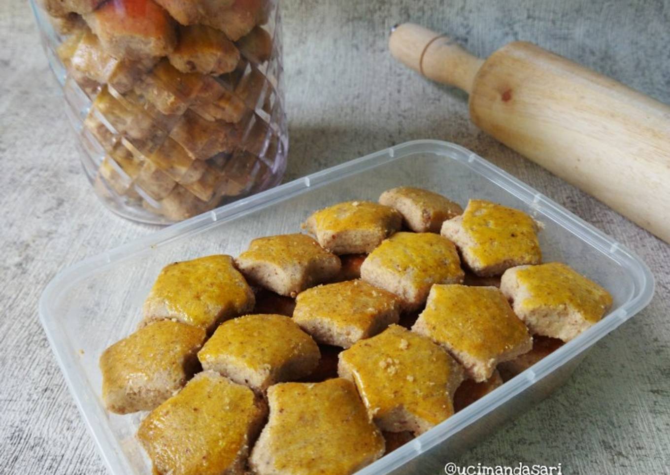 Kue Kacang Classic Lembut dan Lumer