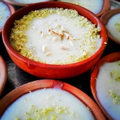 A picture of Phirni.