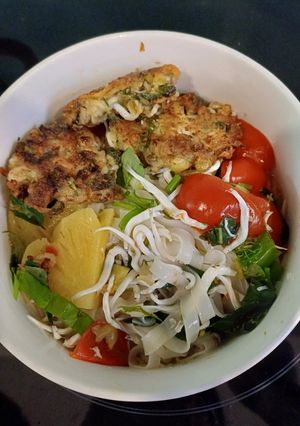 A picture of Rice Noodle Soup with Whitebait and Whitebait Fish Cakes.
