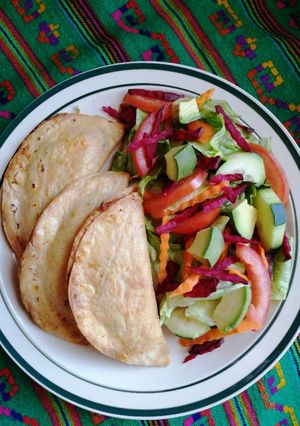 Una foto de Empanadas exprés o taco dorado