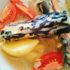 A picture of Soup kuning ikan patin menu anak 1+.