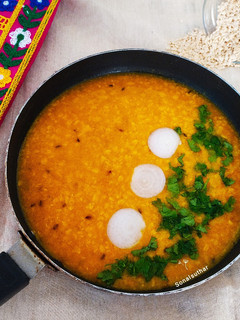 અડદ ની દાળ (Urad Dal Recipe In Gujarati) રેસીપી મુખ્ય ફોટો