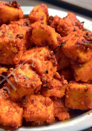 आचारी पनीर फ्राय (achari paneer fry recipe in marathi) रेसिपी चे मुख्य फोटो 