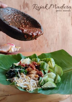Foto resep Rujak Petis Madura