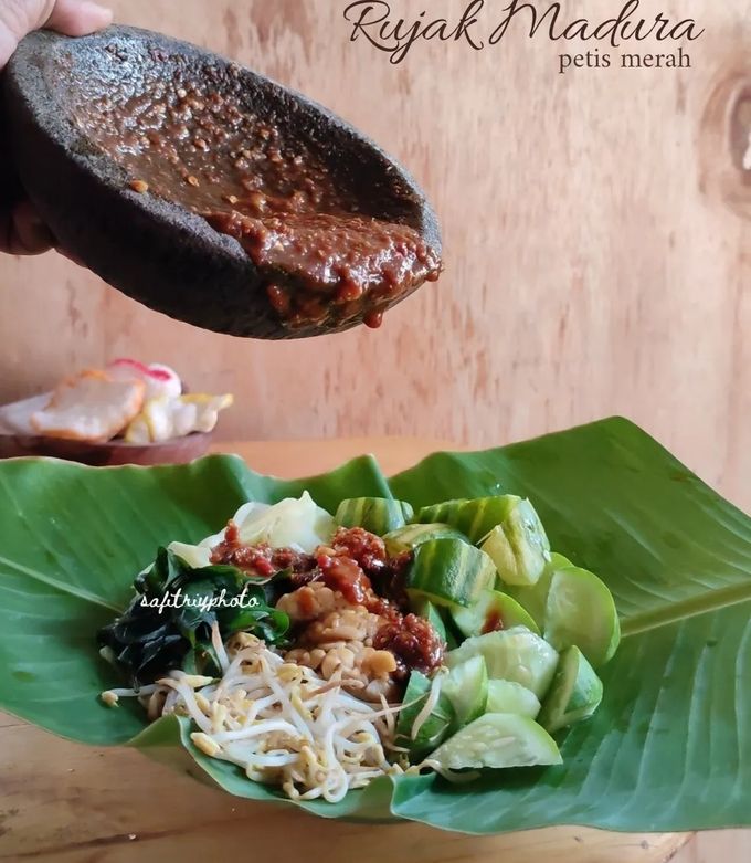 Foto resep Rujak Petis Madura