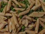 Peas, mushrooms and pasta