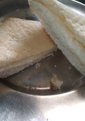 A picture of Malai sandwich.