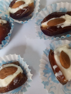 A picture of Cream n almonds filled dates.