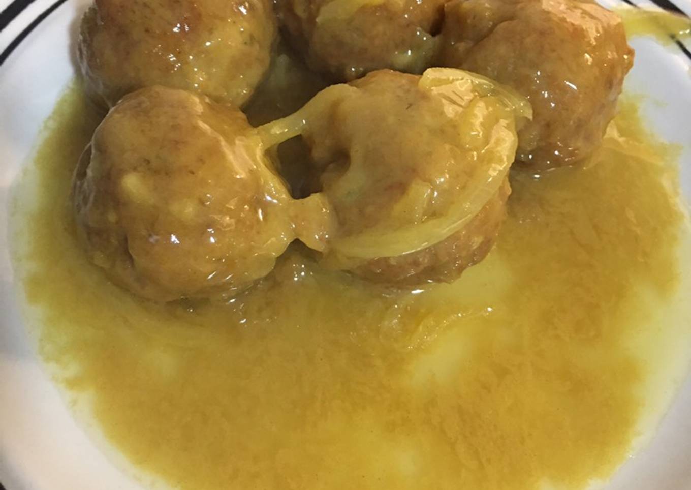 Albóndigas en salsa