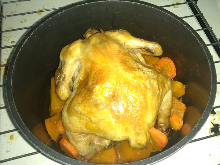 Ternyata begini loh! Resep buat Dutch Oven Roast Chicken with Yummy Veggies (Ayam Dutch Oven) dijamin lezat