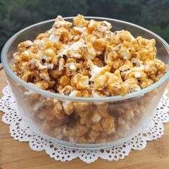 A picture of Caramel popcorn.
