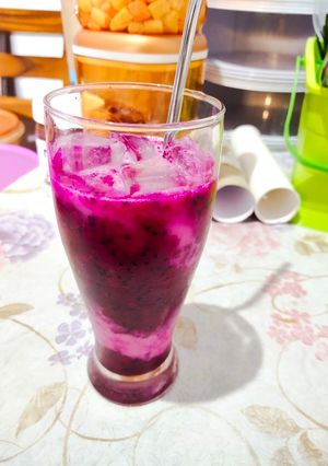 Foto resep Dragon fruit with Yakult smoothie juice