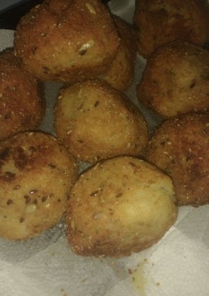 Una foto de Bombas de papas rellenas