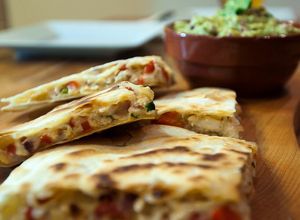 Una foto de Quesadillas de Pollo