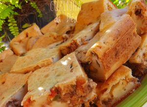 Foto de Empanada (torta salgada de sardinha)