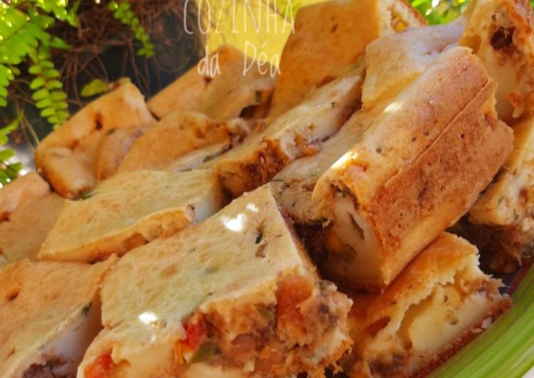 Empanada (torta salgada de sardinha)