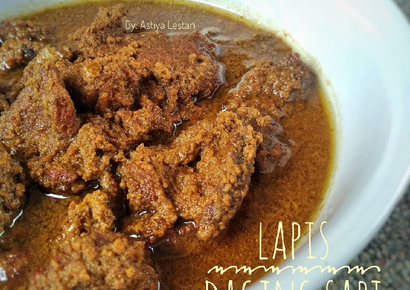 Lapis Daging Sapi