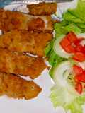 ไก่กรอบซอสมะนาวกับสลัดผัก