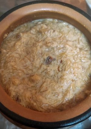 A picture of Sheer khurma.