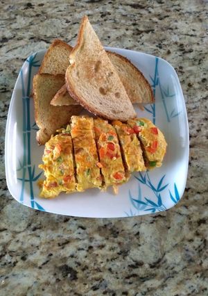 Una foto de Omelette con pimientos