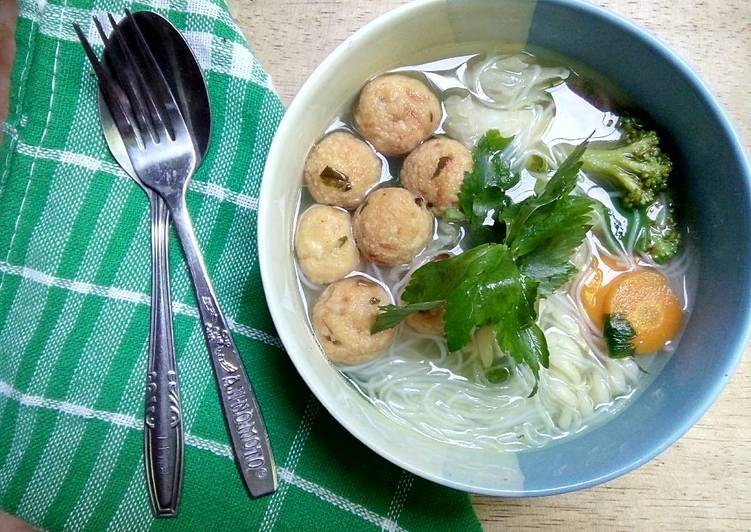 Olahan Sop bola-bola tahu (#postingrame2_sop) | Langkah Membuat Sop bola-bola tahu (#postingrame2_sop) Yang Enak Dan Lezat