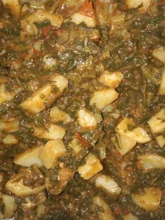 A picture of Palak Aloo.