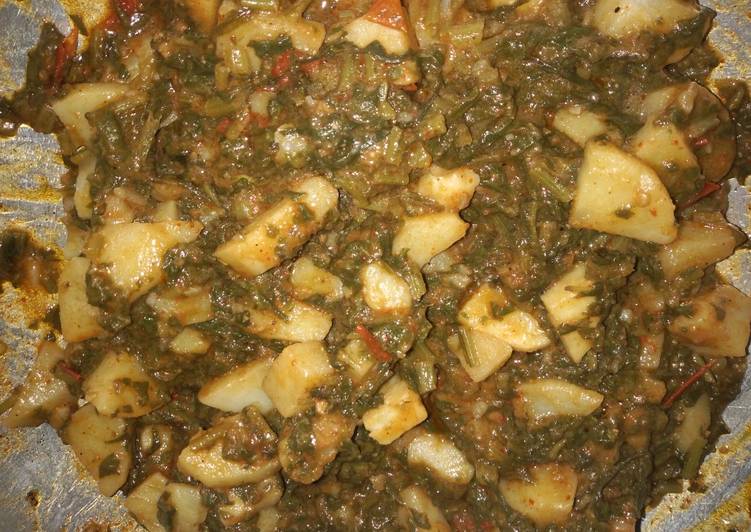 Step-by-Step Guide to Prepare Homemade Palak Aloo