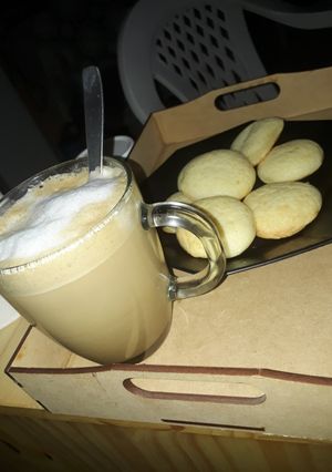 Una foto de Café cortado súper espumoso