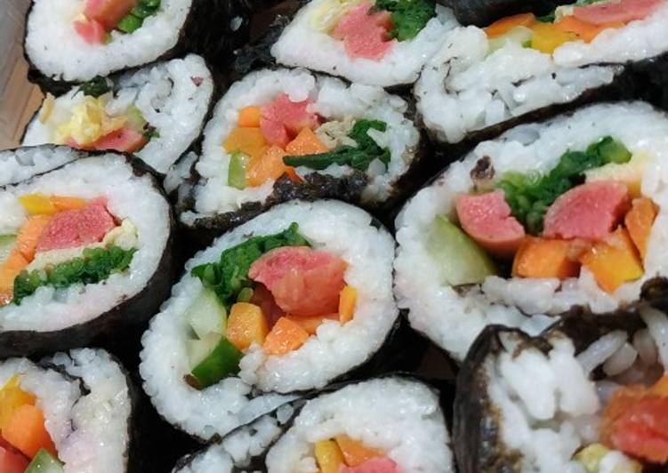 Cara Membuat Veggie Sushi Roll Gimbab Yang Nikmat