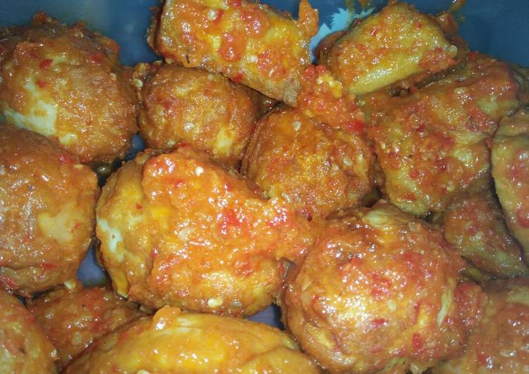 Tahu telur balado