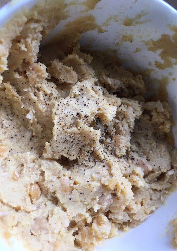 Una foto de Hummus de garbanzos casero