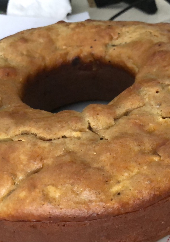 Una foto de Mi tarta semi integral de manzana. Rica y sana!!!