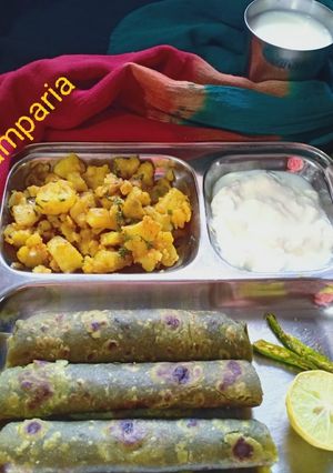 પાલક નાં પરાઠા સાથે સુકી ભાજી (Palak Paratha Suki Bhaji Recipe In Gujarati) રેસીપી મુખ્ય ફોટો