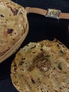 अचारी मसाला लच्छा पराठा (achari masala lachha paratha recipe in Hindi) रेसिपी मुख्य फोटो